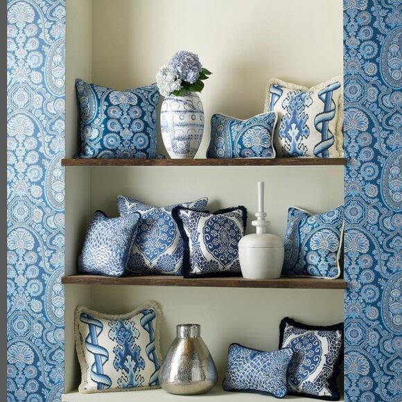 Brunschwig & Fils Tongli Porcelain Blue Summer Palace Chinoiserie Fabric 54x54 - Picture 5 of 8